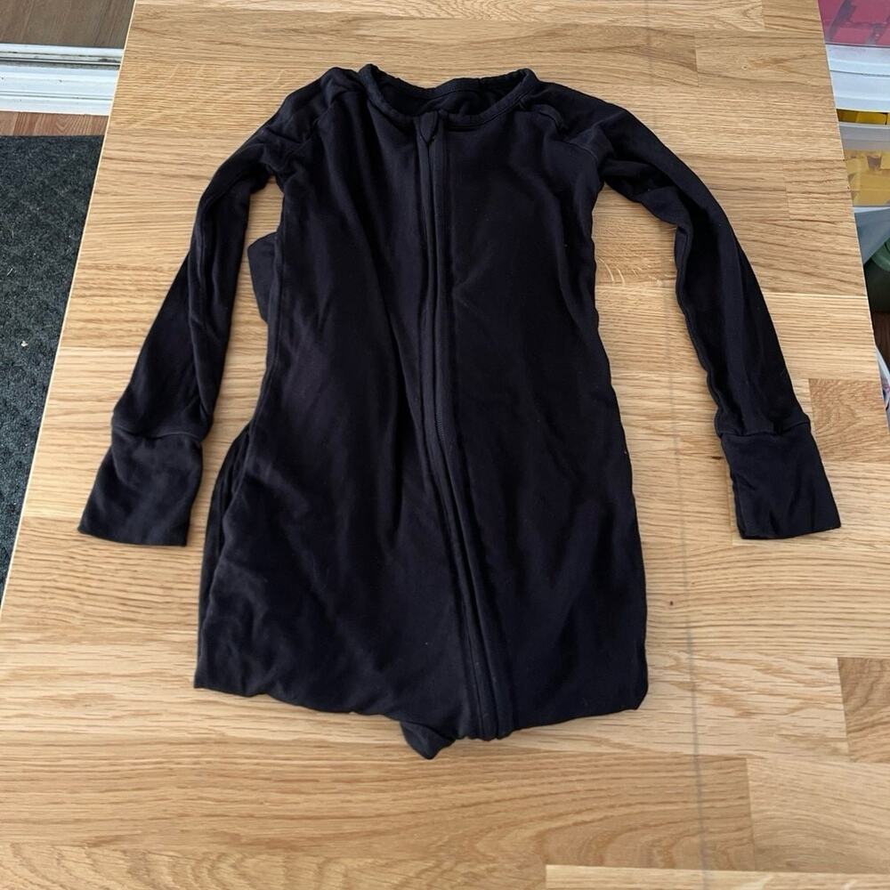 GUC Little Sleepies Zippie: Black Size 18-24m